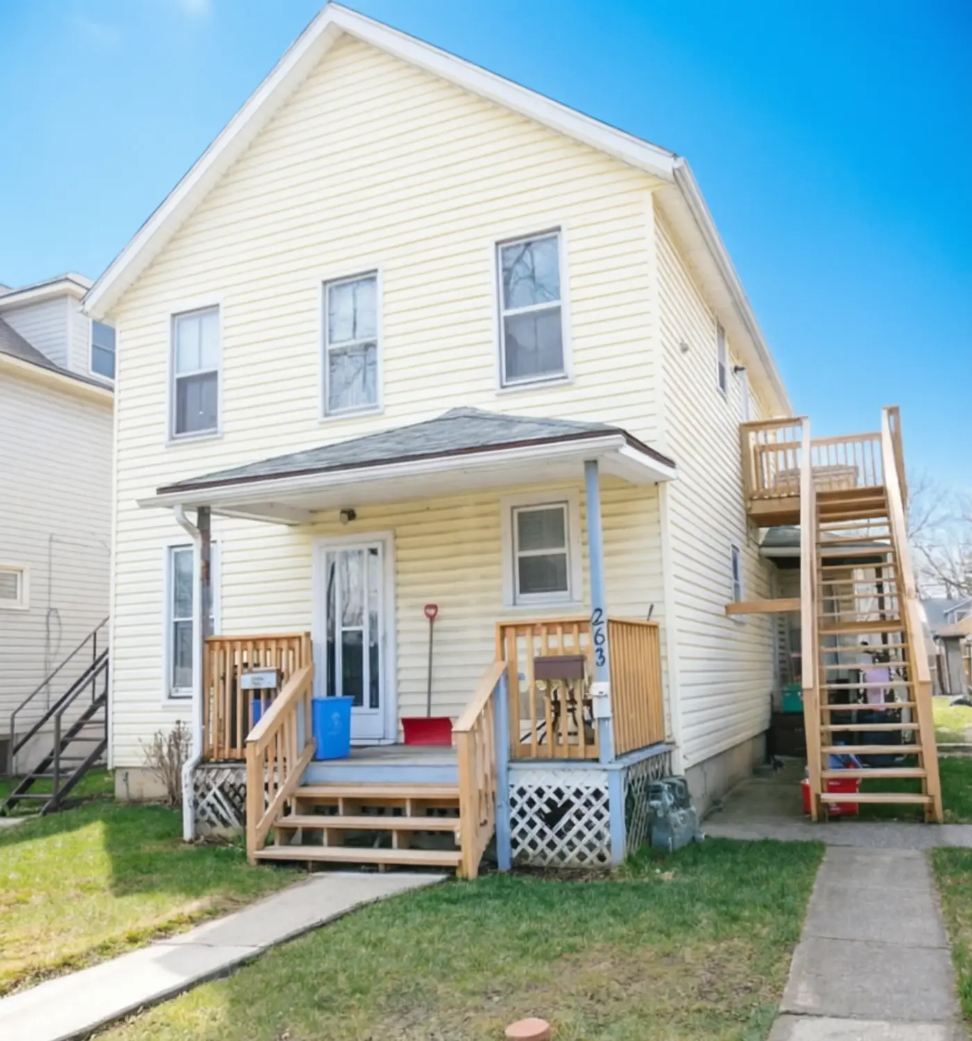 261 Curry – Upper — photo 1