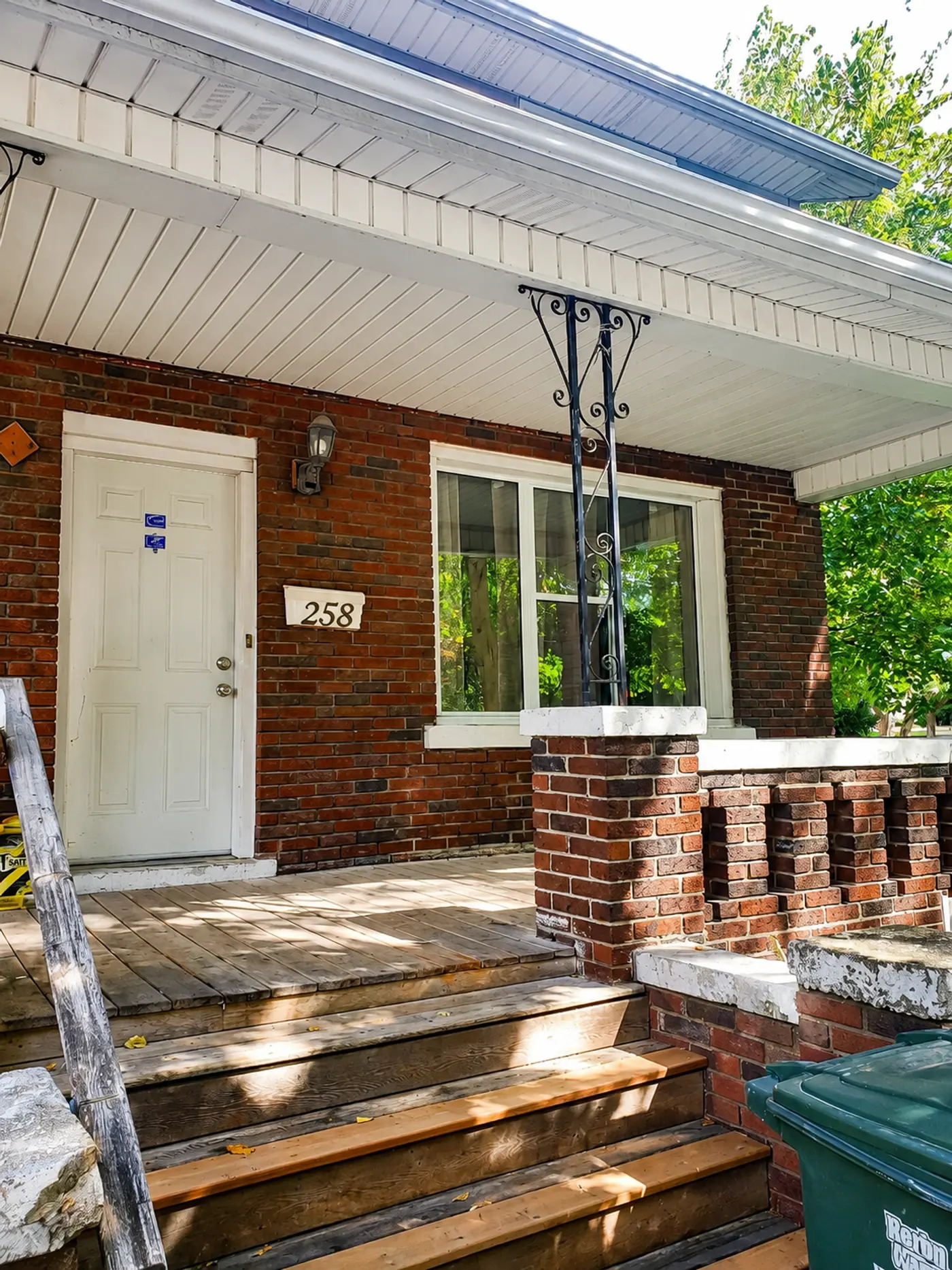 258 Detroit – Student Rental — photo 1