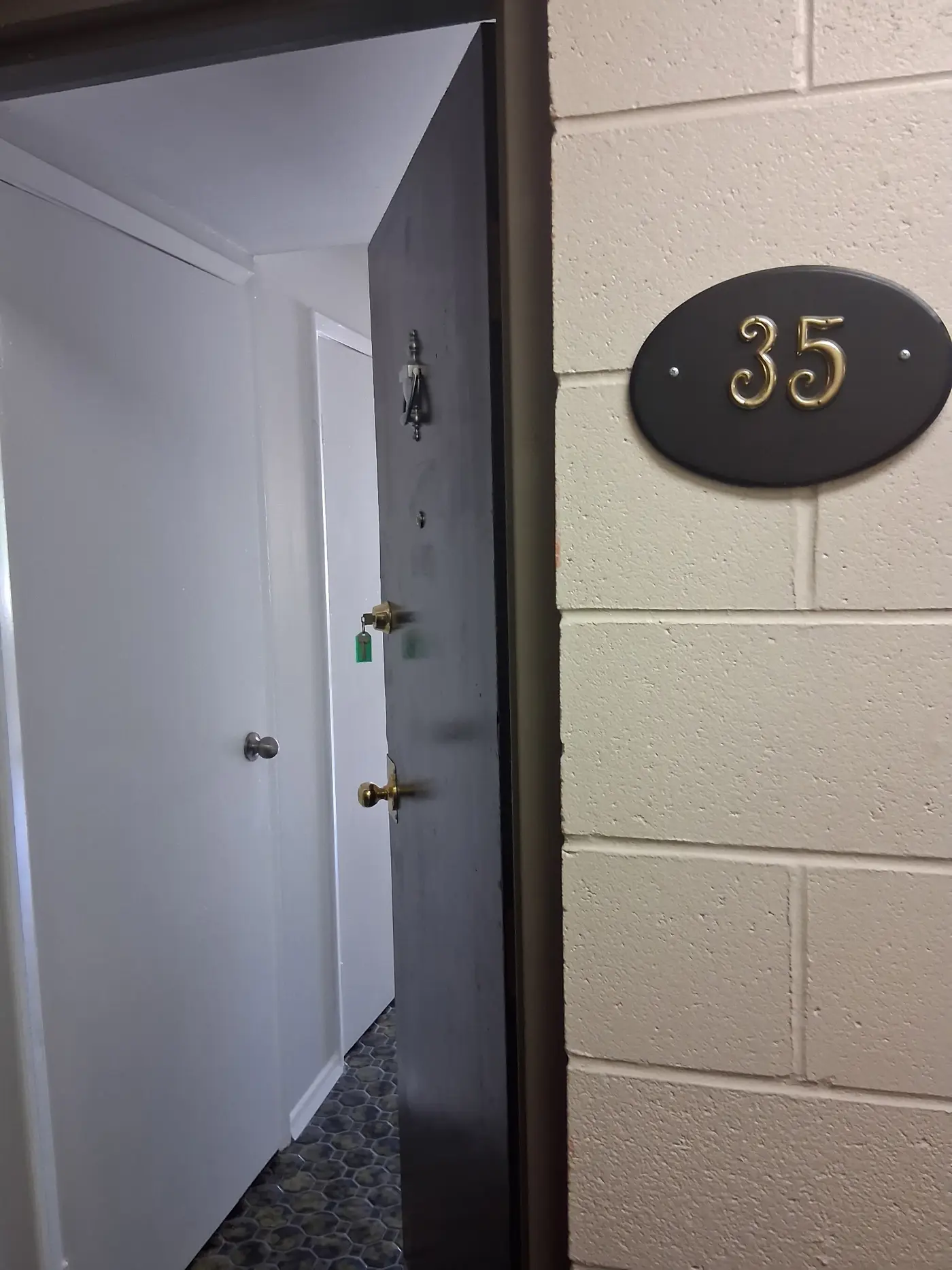 35-1091 Felix Avenue — photo 1